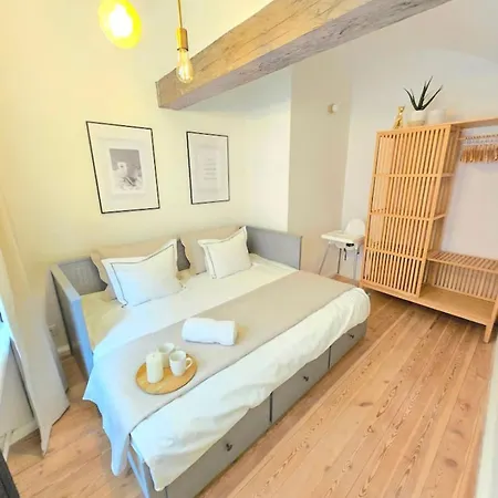 Authentic Old Town 2br Next To St.peter Church With Amazing View