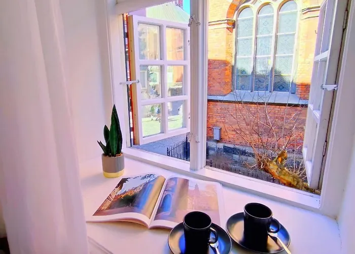 Authentic Old Town 2br Next To St.peter Church With Amazing View *