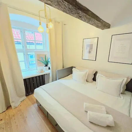 Apartment Authentic Old Town 2br Next To St.peter Church With Amazing View *